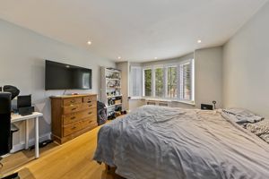 Bedroom- click for photo gallery
